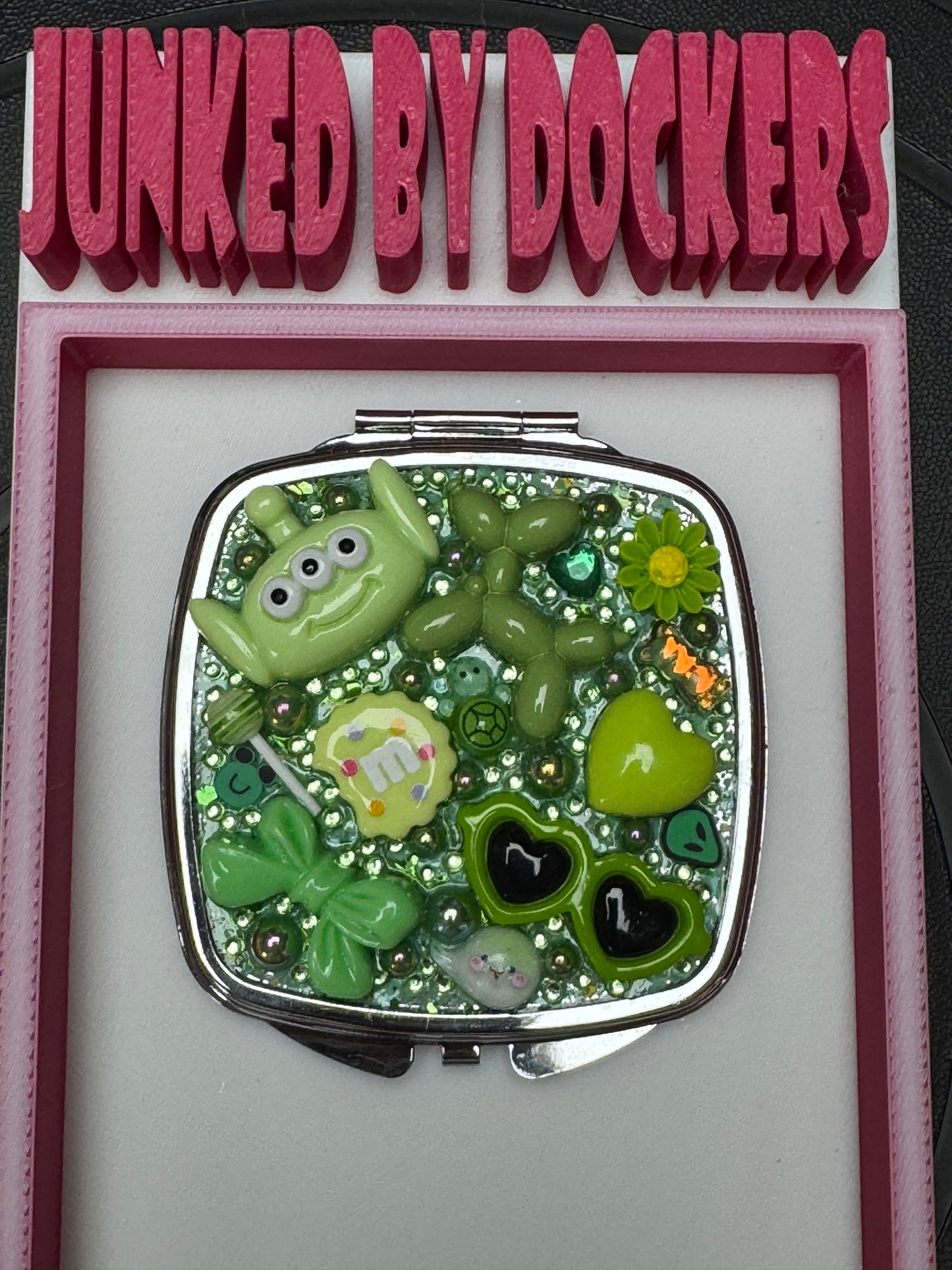 Custom compact mirror